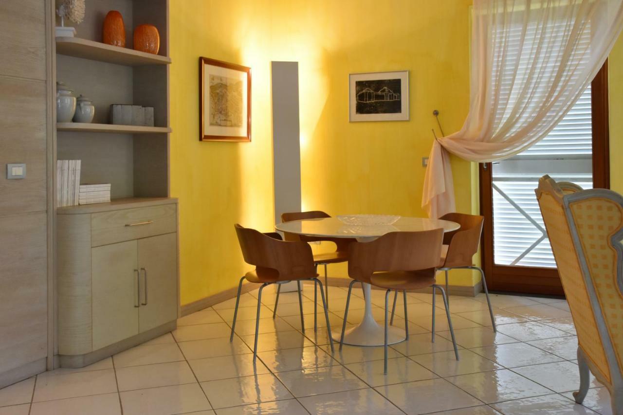 Annalaura Villa *