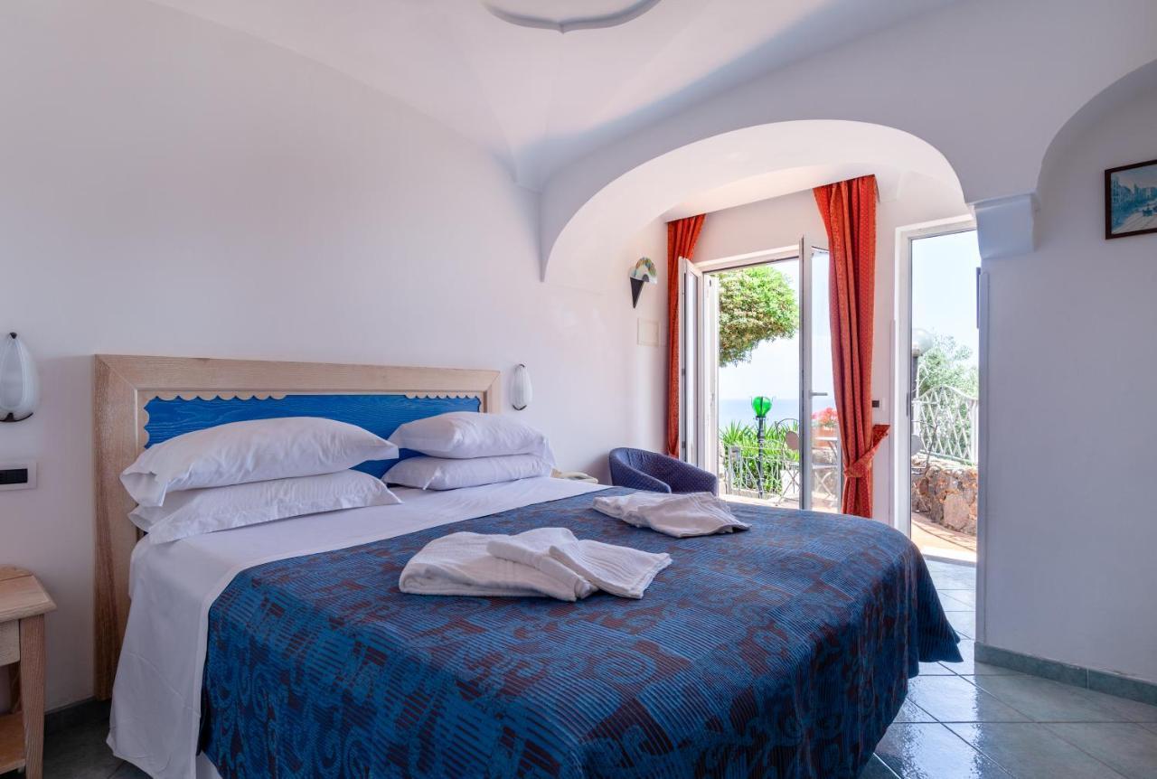 Top Hotels You Can't Miss in Ischia Porto